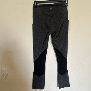 Lululemon Pace Rival Mid-Rise Crop Leggings Size 2 Heathered Grey & Black